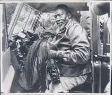 Release of Kenyatta & Countdown to Independence_Jomo Kenyatta arrives in Gatundu after release from prison in 1961